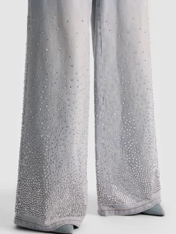 AMAZING EMBELLISHED JEAN