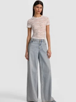 AMAZING JEAN