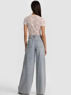 AMAZING JEAN