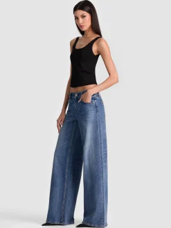 AMAZING JEAN
