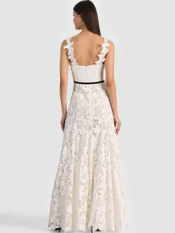 CALLA LACE MAXI DRESS