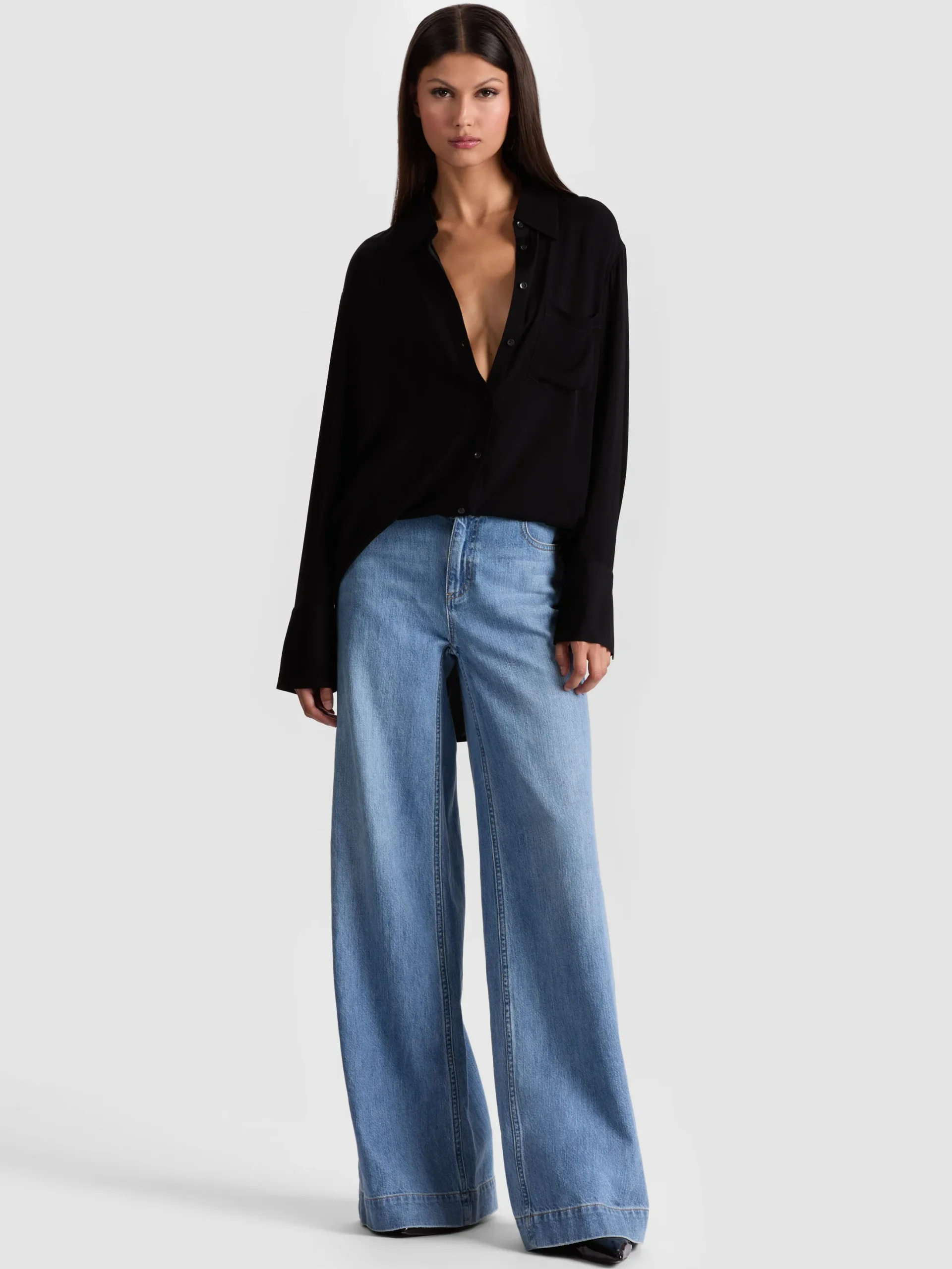FINELY OVERSIZED BUTTON DOWN