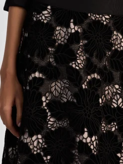 LORENA LACE MAXI SKIRT