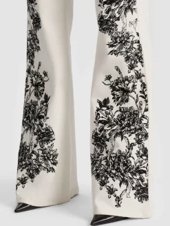 SB EMBROIDERED JEAN